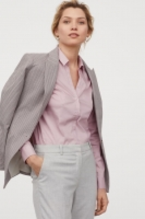 Chemise à encolure en V 7.99 €