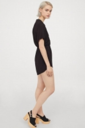 Combi-short à encolure en V 12.99 €