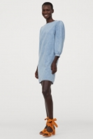 Robe courte en denim 14.99 €