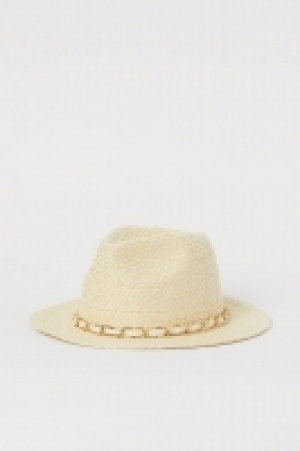 Chapeau de paille 8.99 €