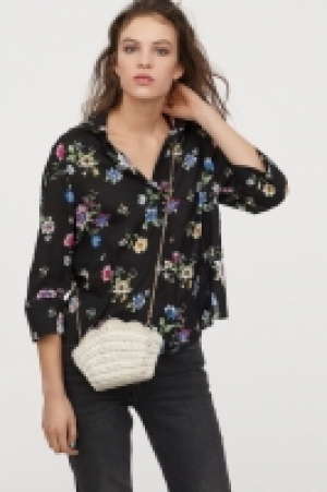 Chemise à encolure en V 6.99 €
