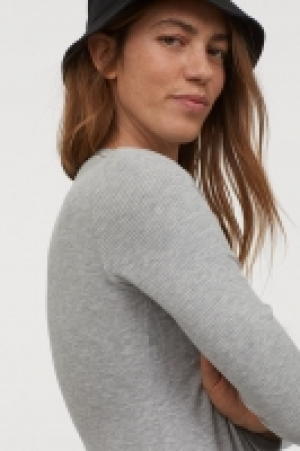 Robe en jersey côtelé 6.99 €