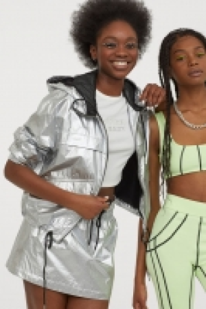 Veste à capuche 19.99 €