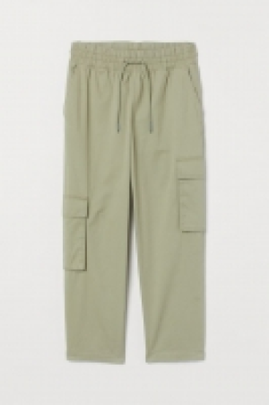 Pantalon cargo ample 12.99 €