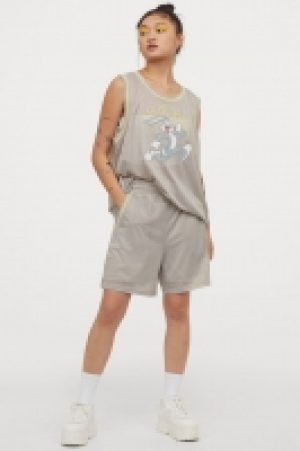 Short 6.99 €