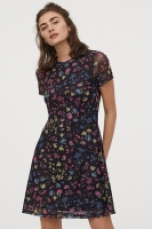 Robe en mesh à motif 7.99 €