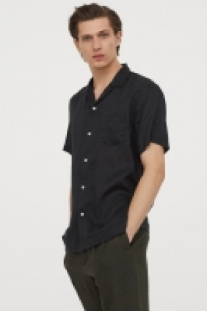 Chemise à col cubain en lin 17.99 €