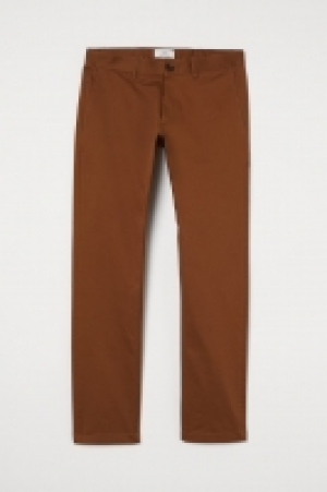 Chino en twill de coton 34.99 €