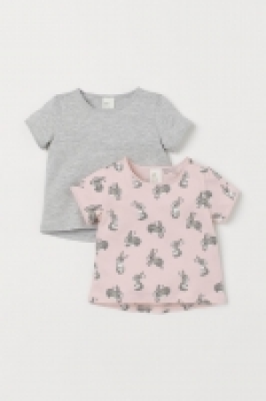 Lot de 2 tops en coton 3.99 €