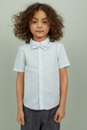Chemise et nud papillon 3.99 €