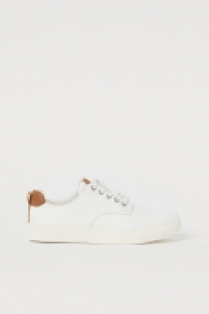 Baskets 12.99 €