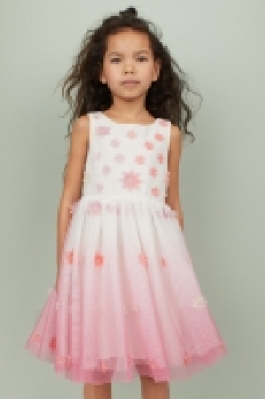 Robe avec applications 24.99 €