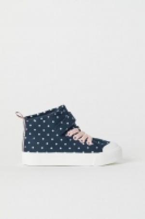 Baskets montantes 8.99 €