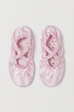 HM  Chaussons de danse en satin