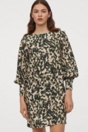 Robe en satin 12.99 €