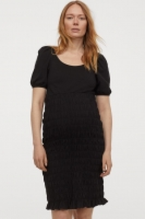 MAMA Robe smockée 5.99 €
