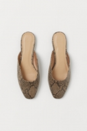 Mules à motif peau de serpent 7.99 €