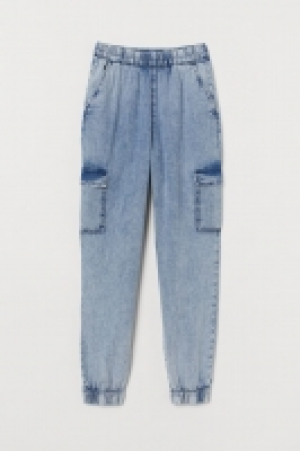 HM  Pantalon cargo en denim