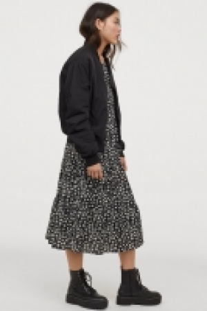 Robe à fleurs 17.99 €