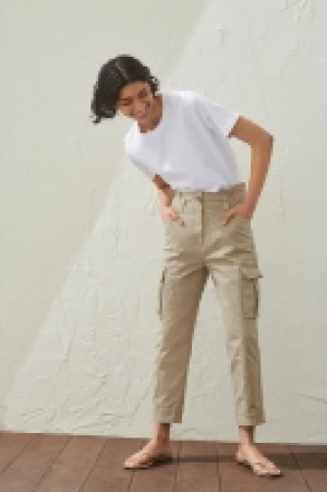 Pantalon cargo 7/8 12.99 €