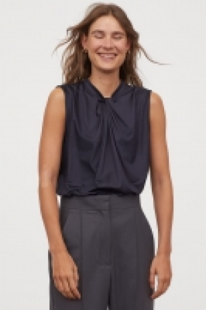 Top à effet noué 7.99 €