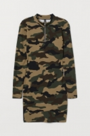 Robe en jersey à col droit 9.99 €