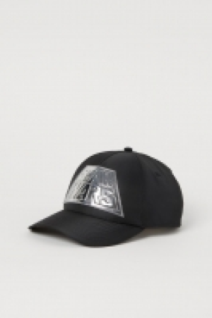 Casquette avec application 7.99 €