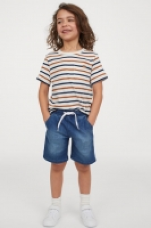 Lot de 2 shorts en jean 11.99 €