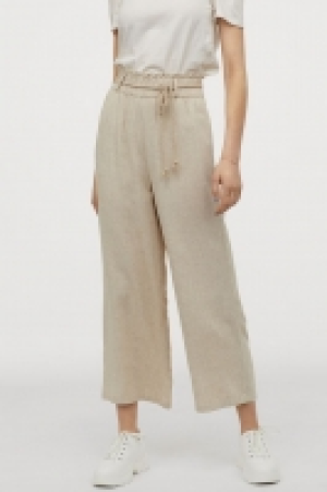 Pantalon paper bag court 8.99 €