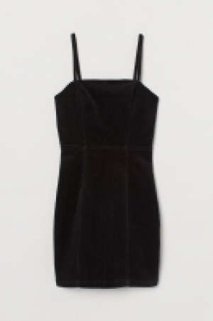 Robe moulante en coton 8.99 €
