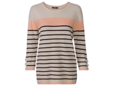 Pull 7.99 €