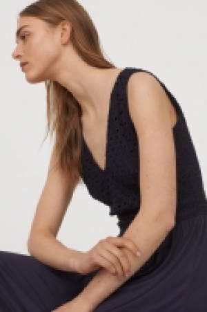 Robe longue avec dentelle 8.99 €