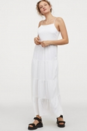 Robe longue en crêpe 8.99 €