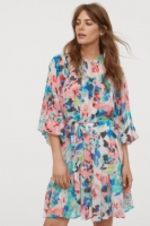 Robe courte en mousseline 17.99 €