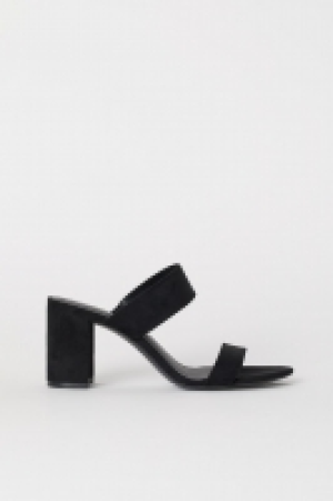 Sandales à talon bloc 9.99 €