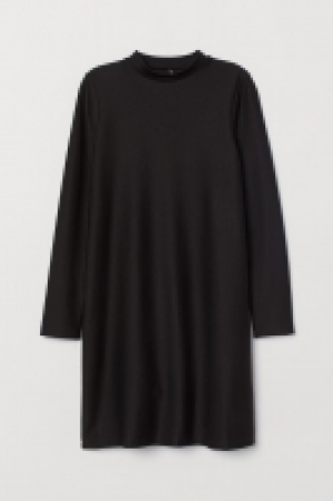 Robe à galons 8.99 €