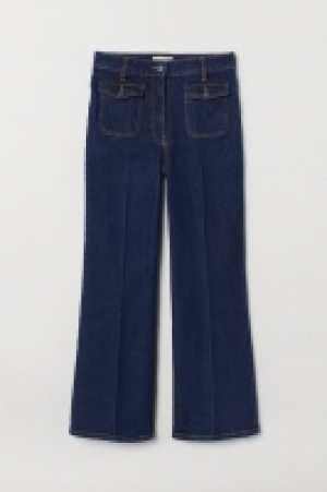 High Cropped Flared Jeans 22.99 €