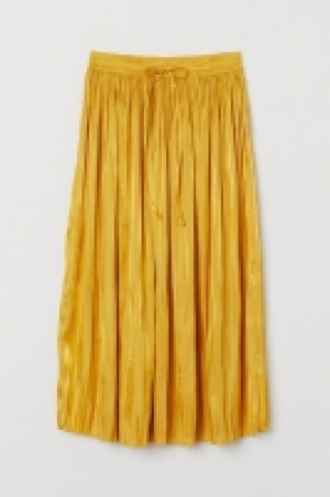 Jupe plissée 18.99 €