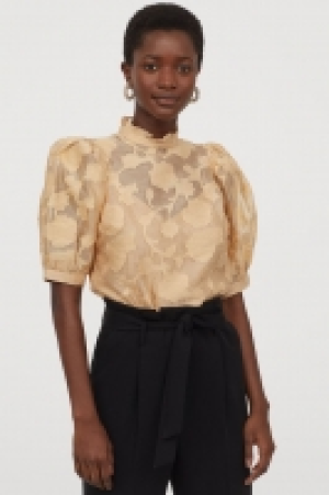 Blouse en organza 17.99 €