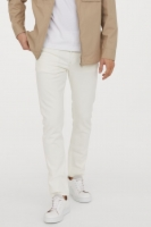 Slim Jeans 17.99 €