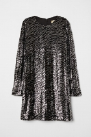 Robe à paillettes 28.99 €