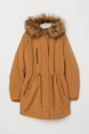 Parka matelassée avec capuche 33.99 €