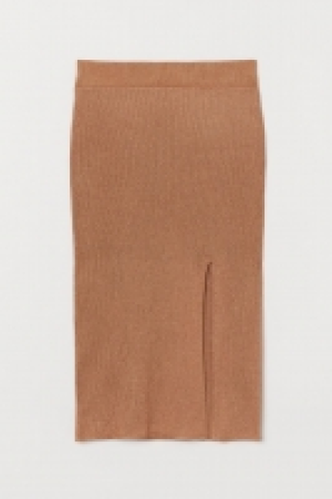 Jupe en maille côtelée 12.99 €