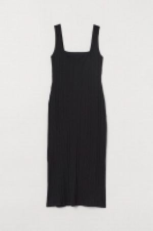 Robe côtelée 17.99 €