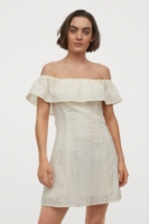 Robe épaules nues 14.99 €