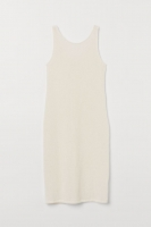 Robe en maille fine 8.99 €