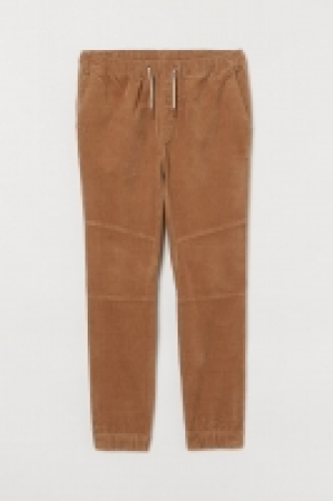 Pantalon en velours côtelé 11.99 €