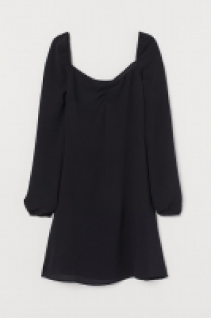Robe en crêpe 8.99 €