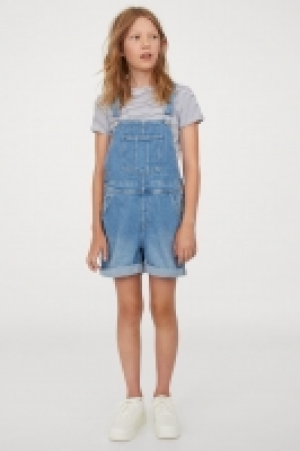 Salopette short en denim 14.99 €