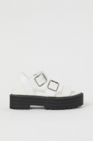Sandales à plateforme 19.99 €